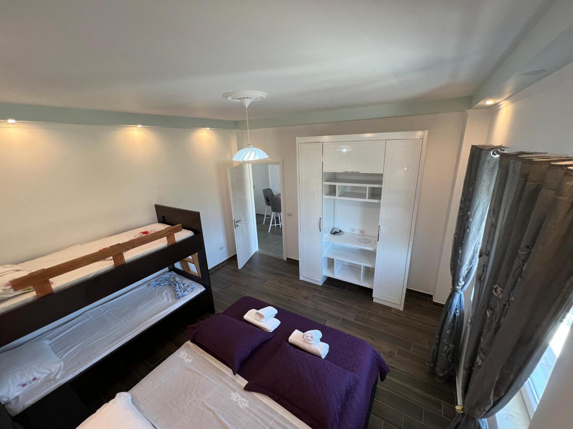 Adriatik Guesthouse Përmet المظهر الخارجي الصورة