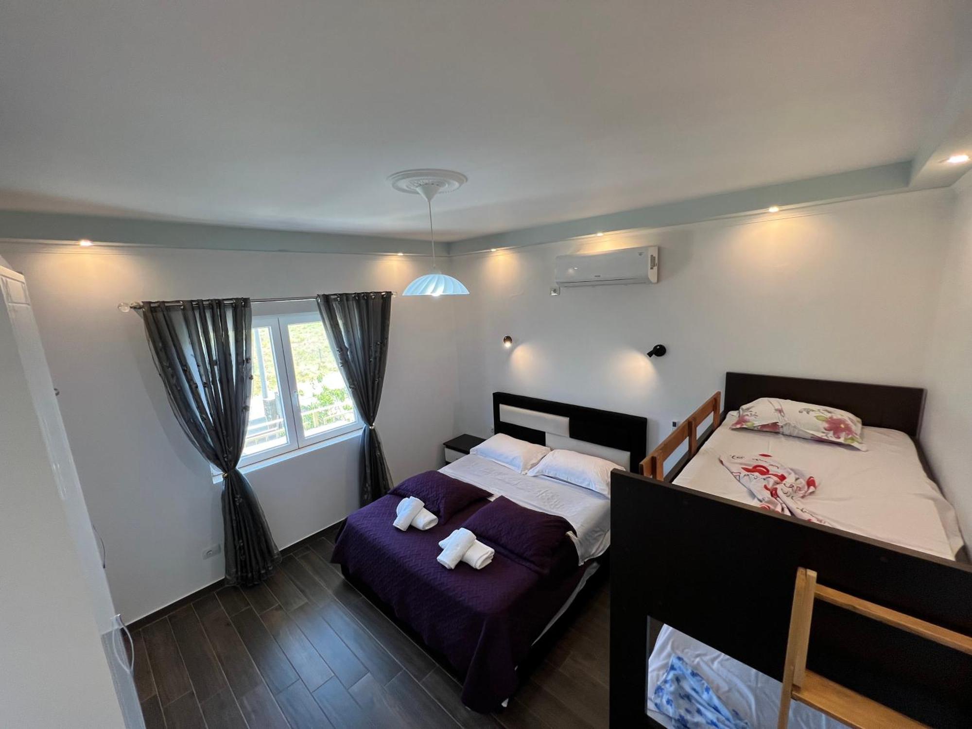 Adriatik Guesthouse Përmet المظهر الخارجي الصورة